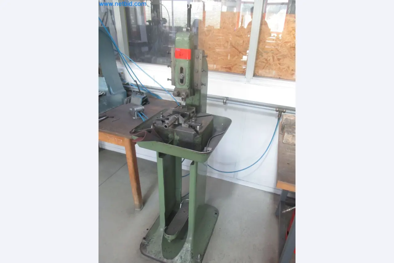 Metalworking, turning, milling, grinding, and finishing for surgical applications-1