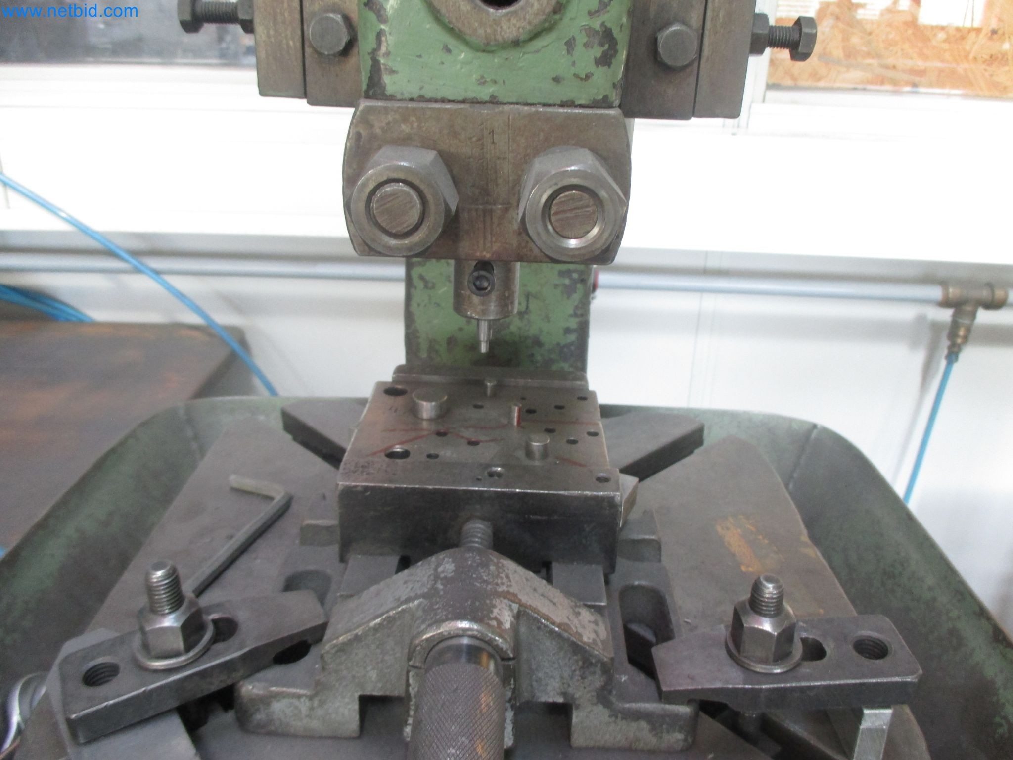 Metalworking, turning, milling, grinding, and finishing for surgical applications-3