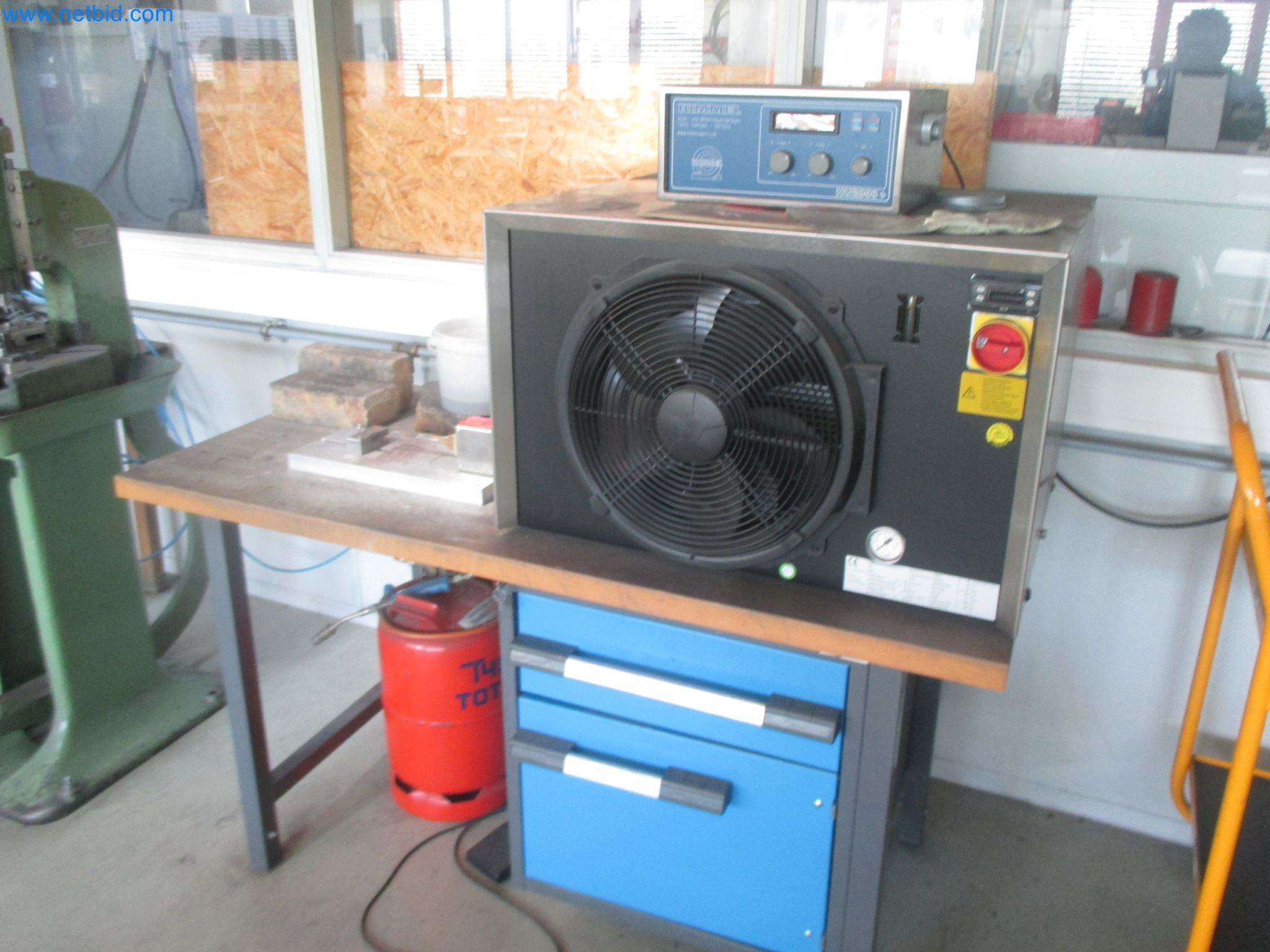 Metalworking, turning, milling, grinding, and finishing for surgical applications-1