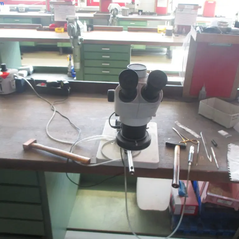Grinding Station