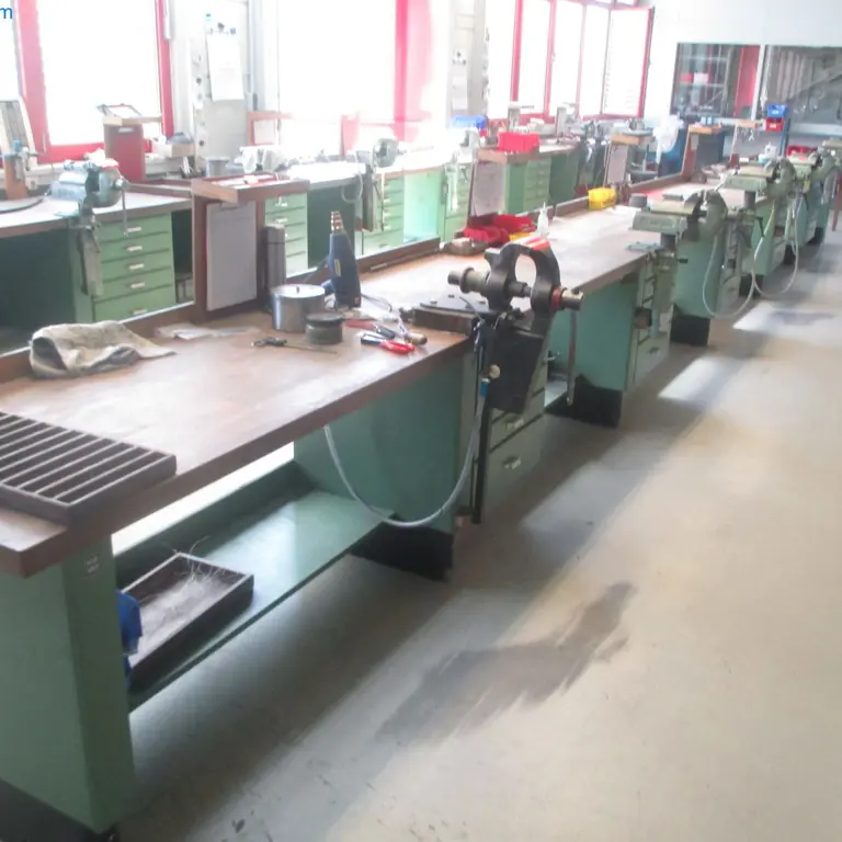 ca. 12 lfm. Workbench Hawi
