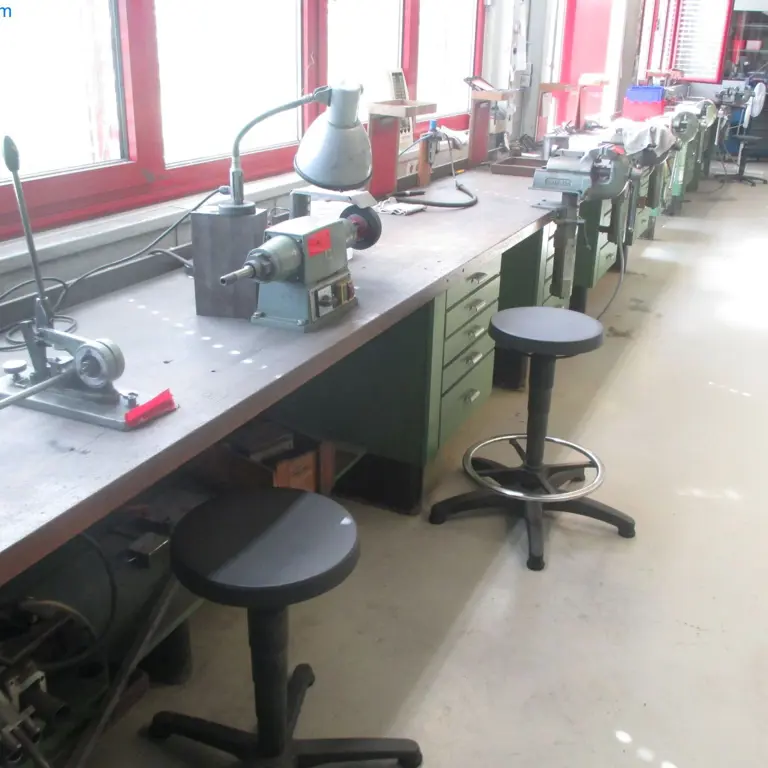 12 lfm. Workbench Hawi