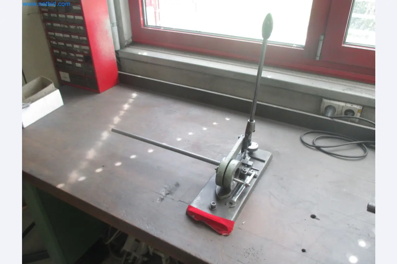 Metalworking, turning, milling, grinding, and finishing for surgical applications-5