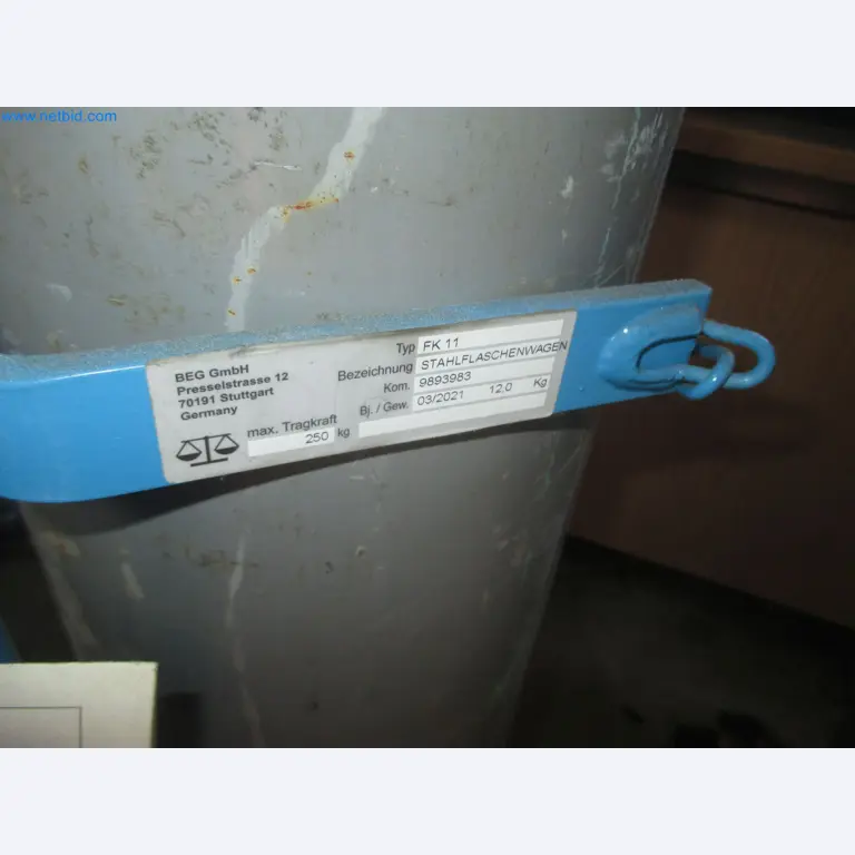 Metalworking, turning, milling, grinding, and finishing for surgical applications-4