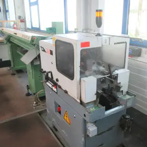 Jednovřetenový automat na soustružení Traub TD26