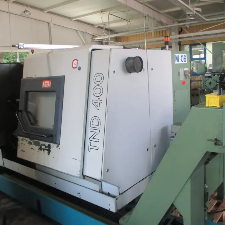 CNC soustruh Traub TMD400