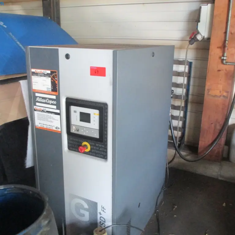 Screw compressor Atlas Copco GA15VSD+FF