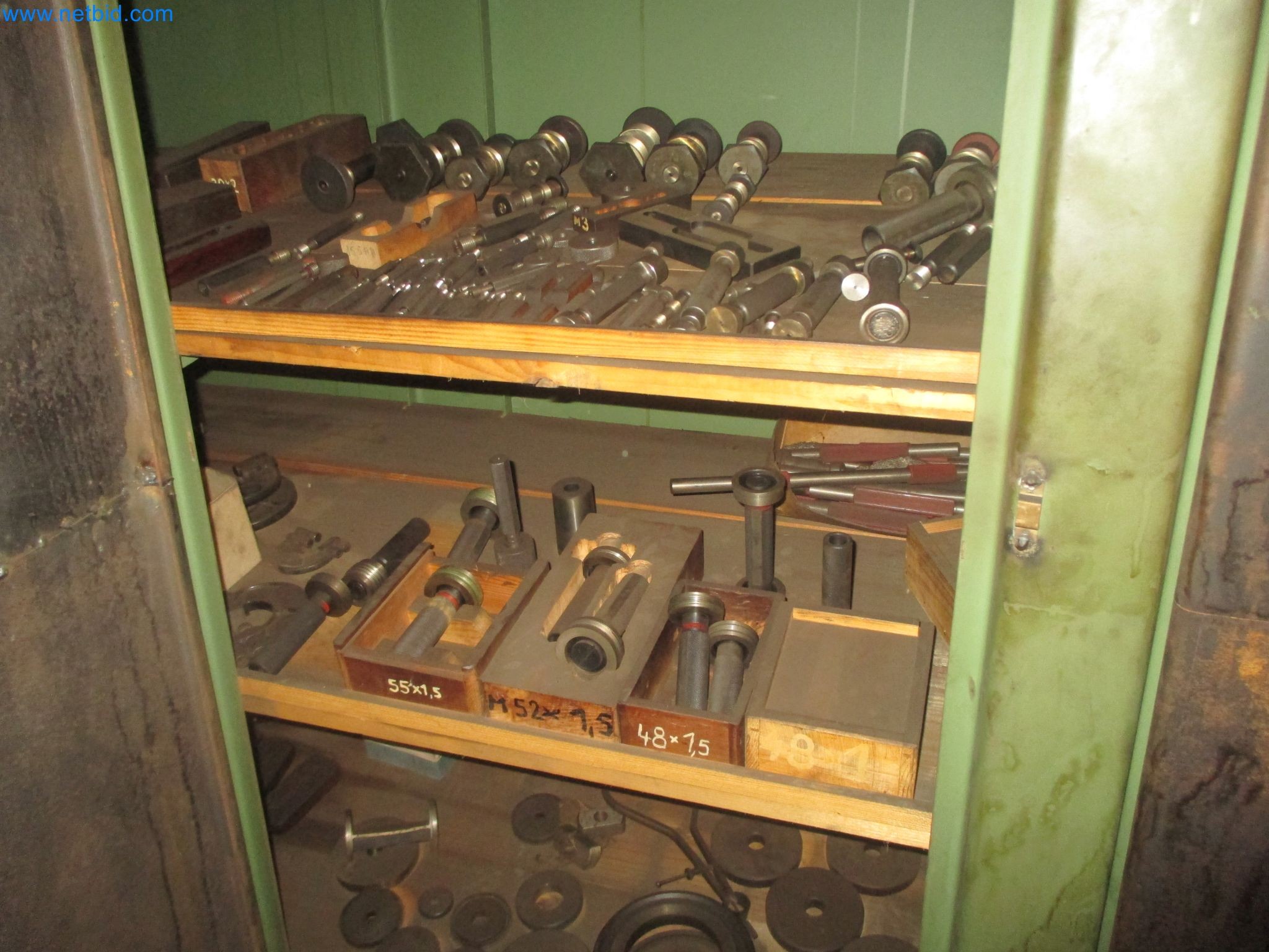 Trabalho em metal, fresagem, corte a laser, soldadura-11