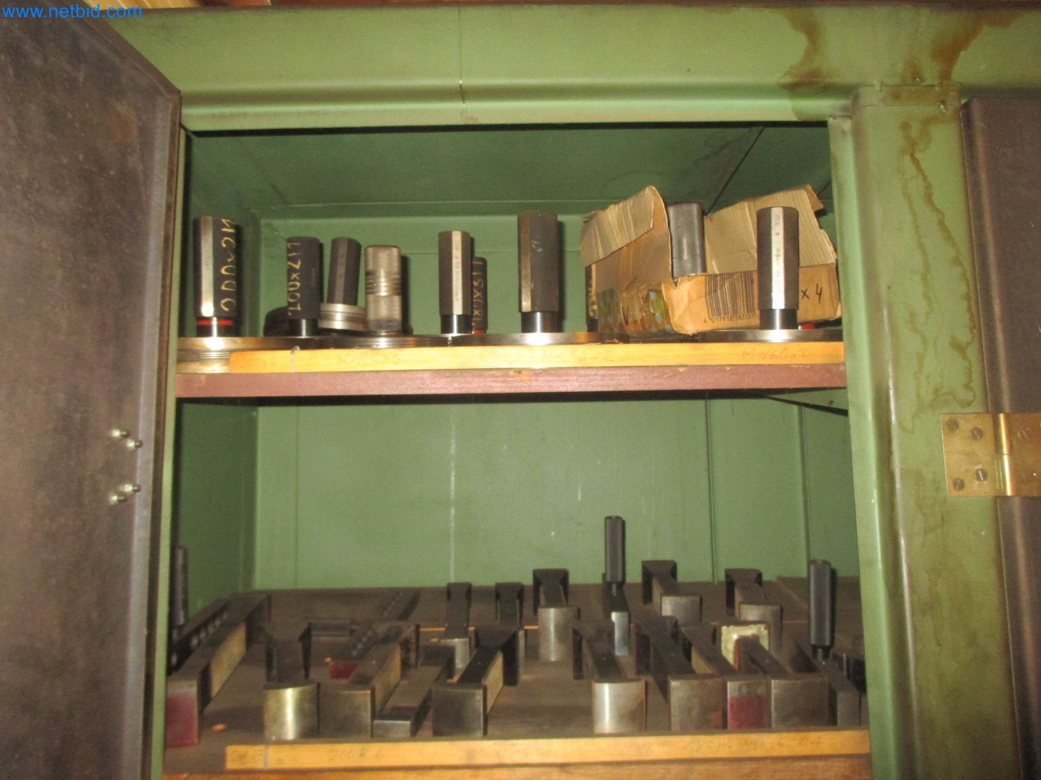 Trabalho em metal, fresagem, corte a laser, soldadura-12