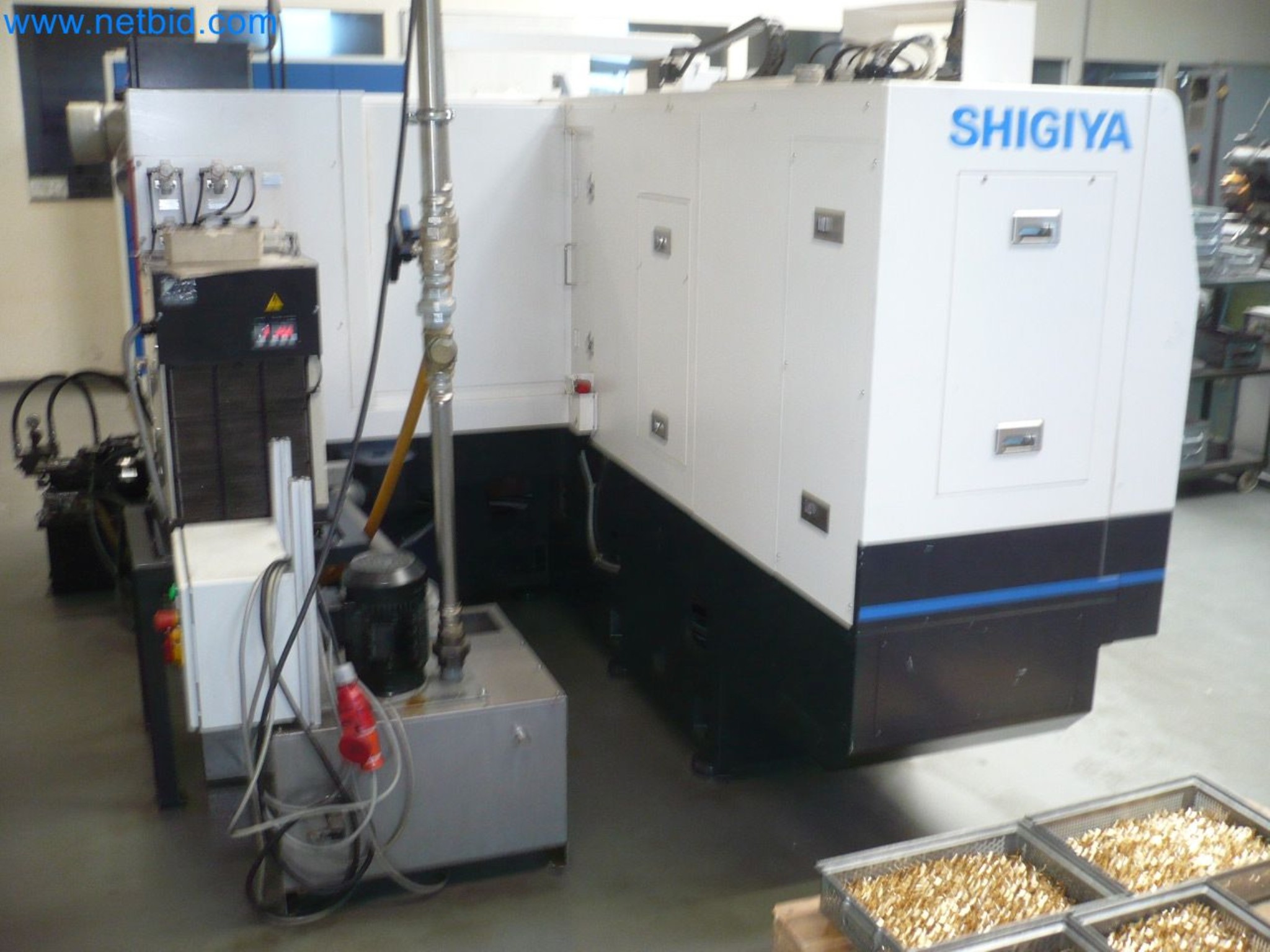 Přesná CNC bruska na kulato SHIGIYA GPA-40B-12