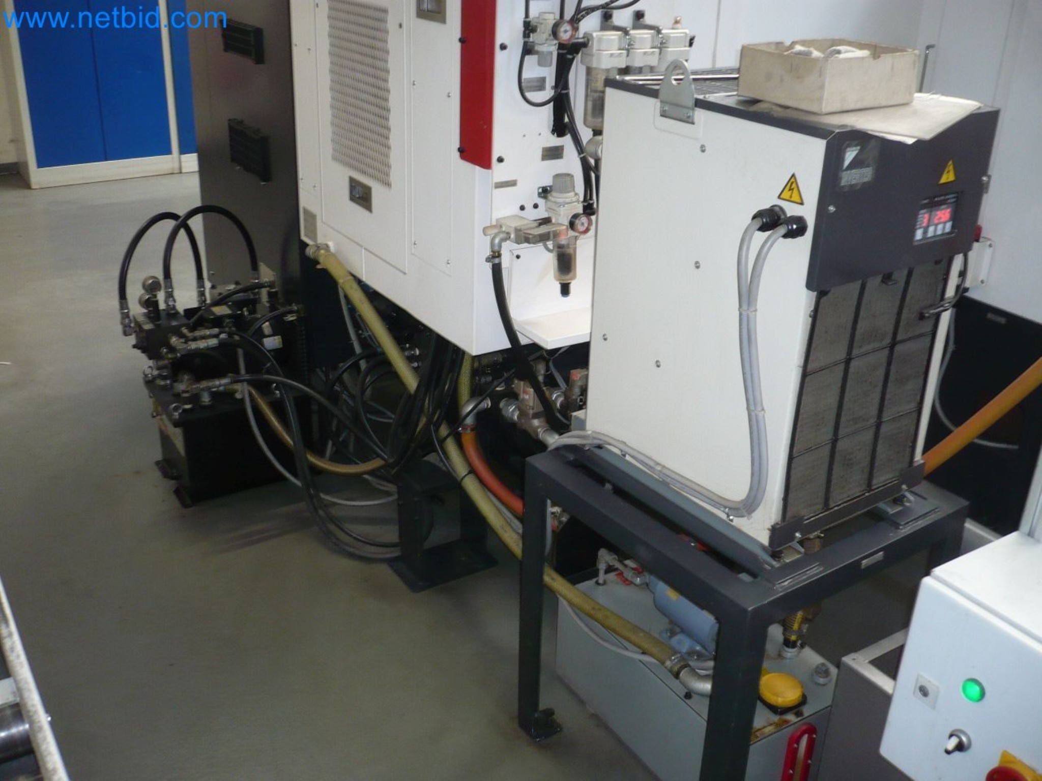Přesná CNC bruska na kulato SHIGIYA GPA-40B-3