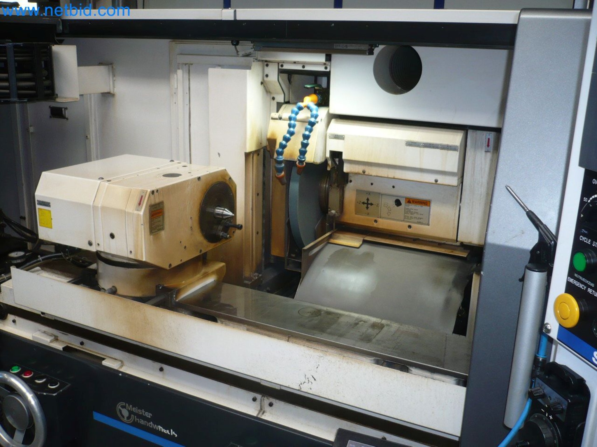 Přesná CNC bruska na kulato SHIGIYA GPA-40B-7