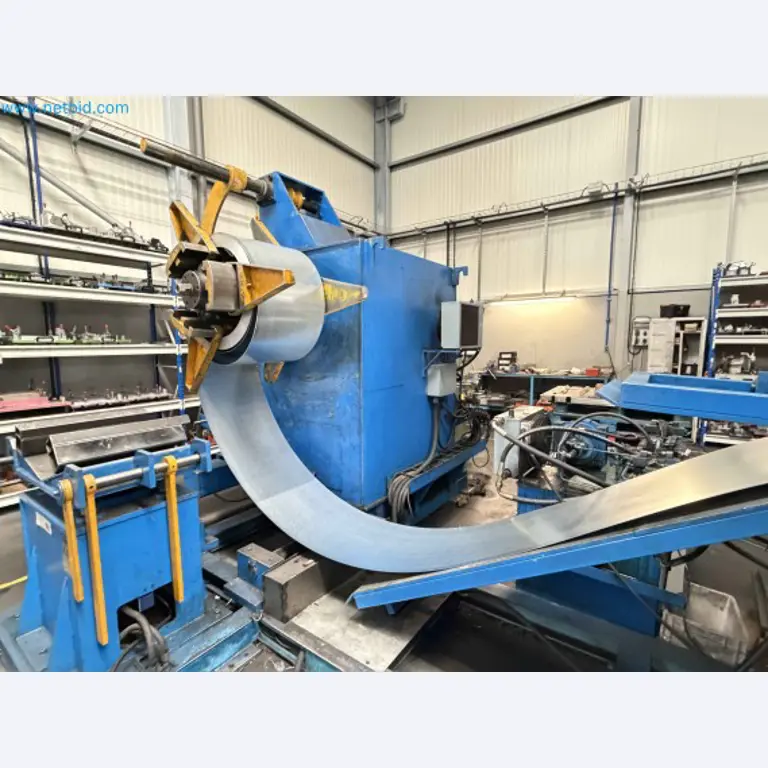 Máquinas e equipamentos para a indústria metalomecânica de vários encerramentos industriais em Portugal-11