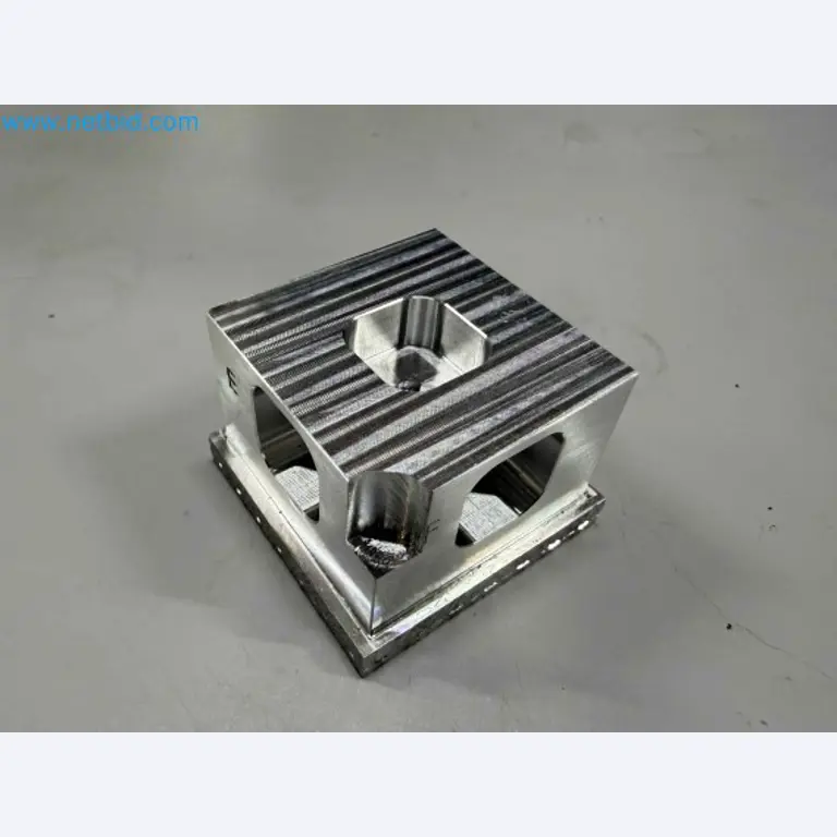 Máquinas e equipamentos para a indústria metalomecânica de vários encerramentos industriais em Portugal-3