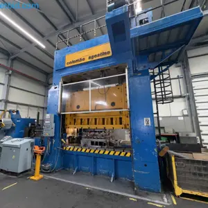 Exzenterpresse mit hoher Kapazität 400 t und automatischer Stanzlinie Colombo Agostino 225.B.400
