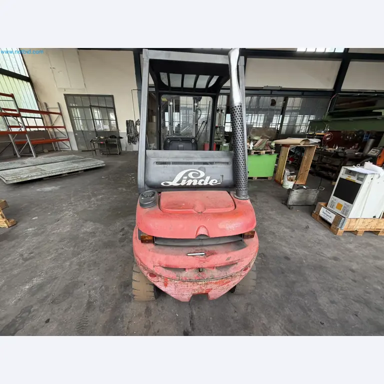 Centres d'usinage, tours, appareils de soudage destinés au secteur de la construction mécanique et de la serrurerie
-10