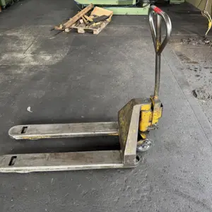 3 Pallet jack