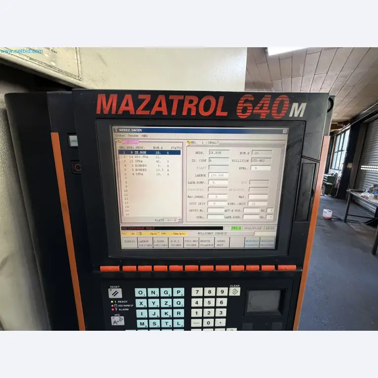 Centra obróbcze, tokarki, urządzenia spawalnicze z dziedziny budowy maszyn i ślusarstwa
-12