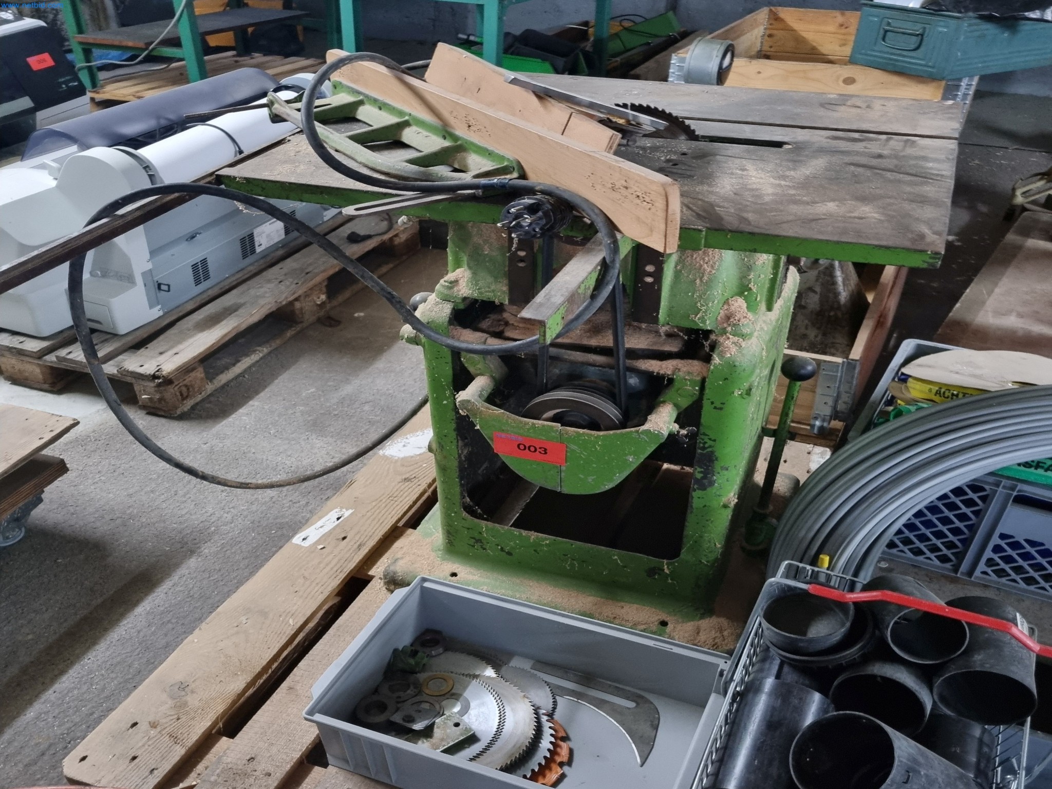 Handelsunternehmen, mit Allroundssotiment-1