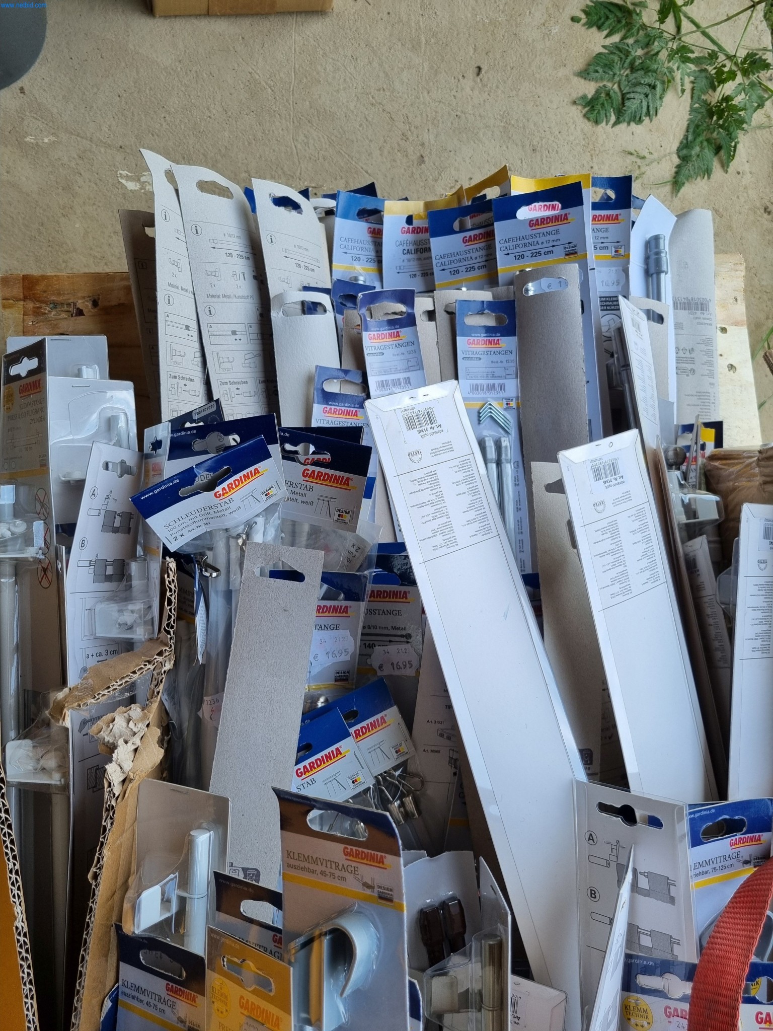 Handelsunternehmen, mit Allroundssotiment-3