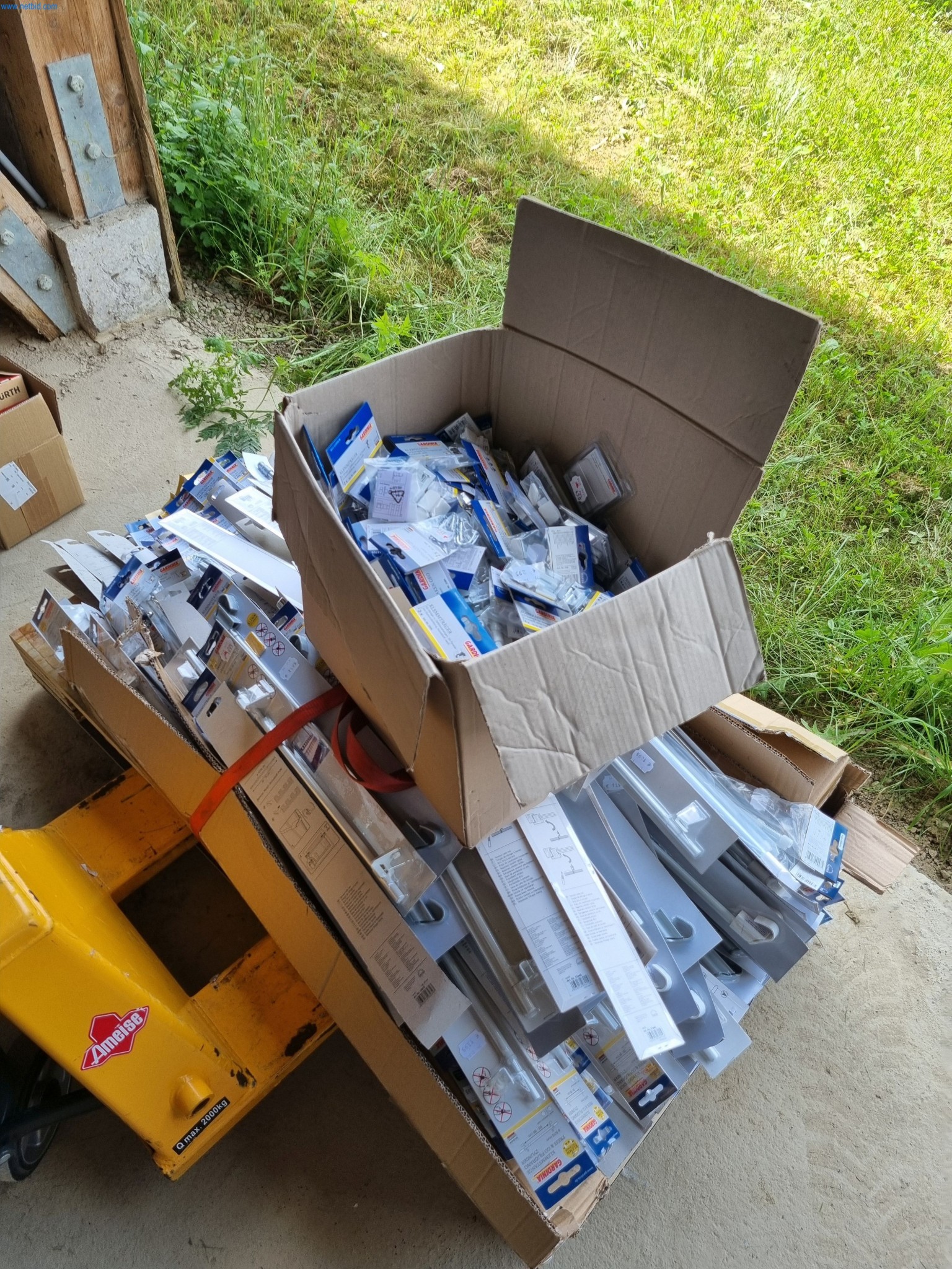 Handelsunternehmen, mit Allroundssotiment-4