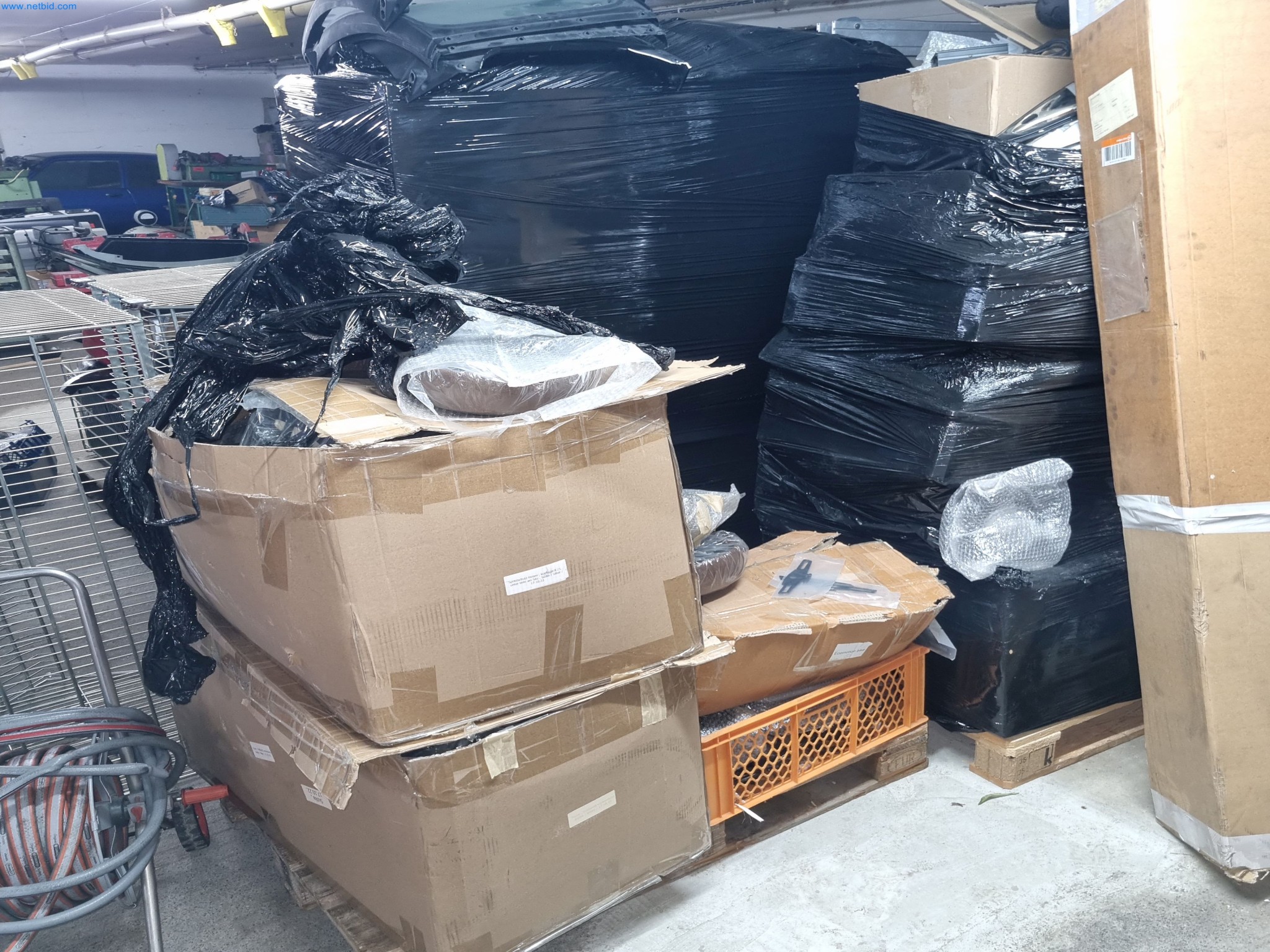 Handelsunternehmen, mit Allroundssotiment-3