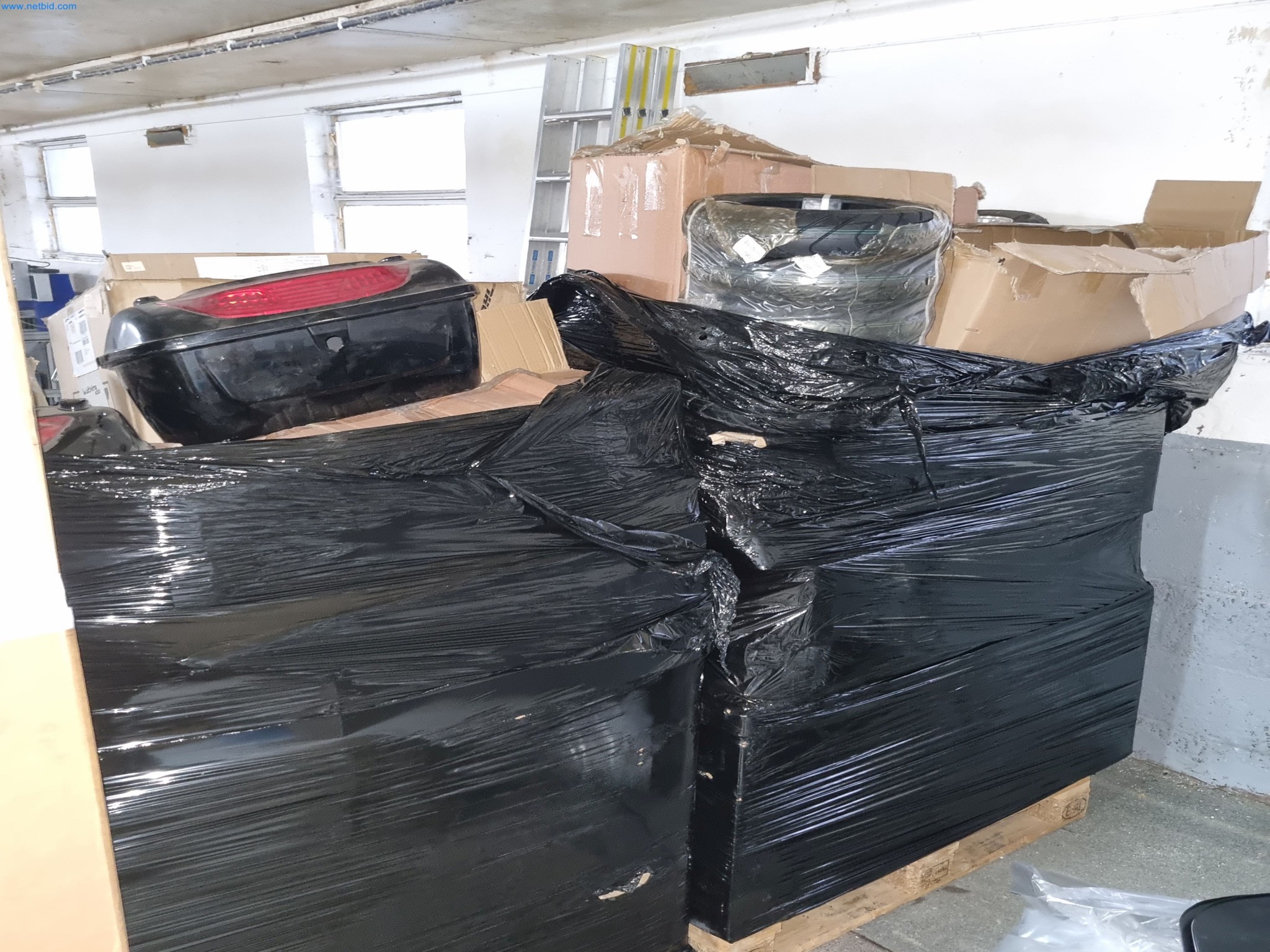 Handelsunternehmen, mit Allroundssotiment-4