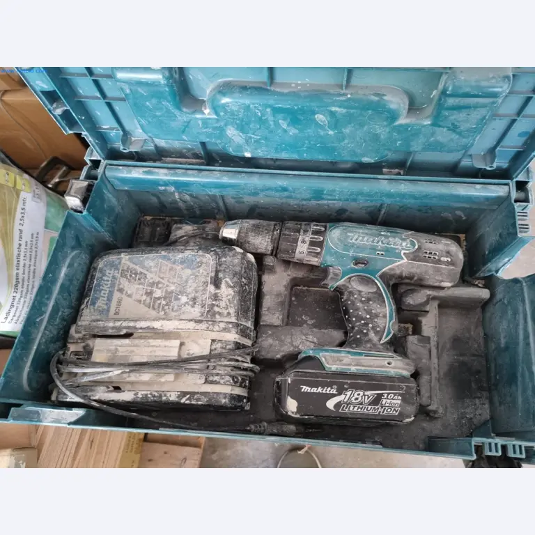 Handelsunternehmen, mit Allroundssotiment-12