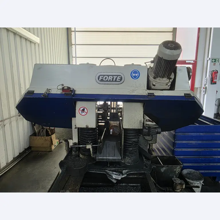 4-axis metal machining center, CNC lathes, workshop equipment, vehicles-1