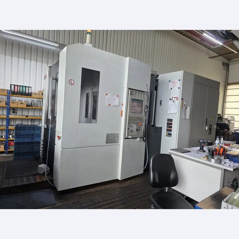 4-axis metal machining center, CNC lathes, workshop equipment, vehicles-2