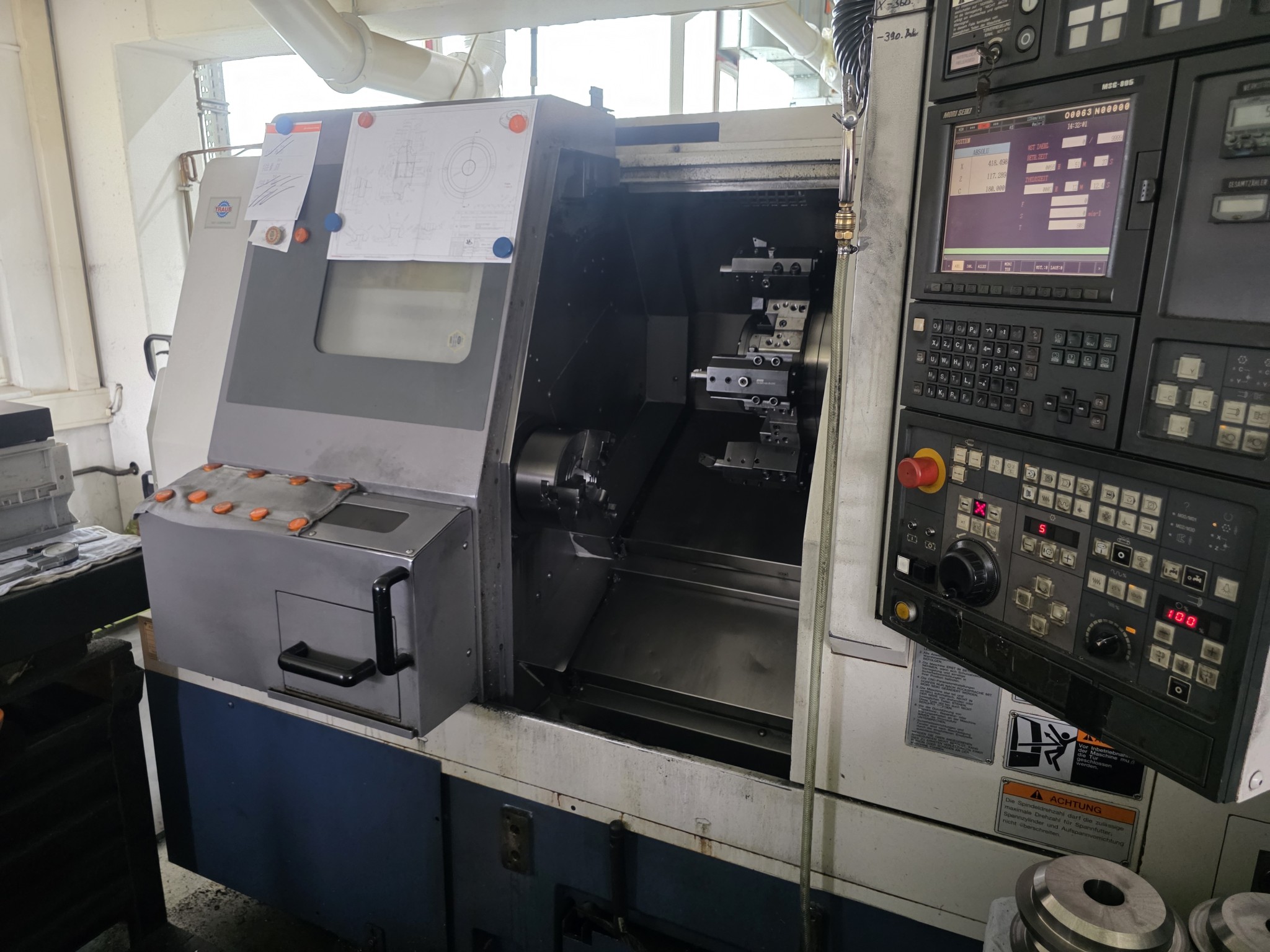4-axis metal machining center, CNC lathes, workshop equipment, vehicles-8
