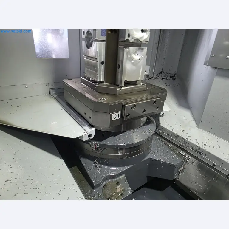 4osé obráběcí centrum na kov, CNC soustruhy, vybavení dílen, vozidla-14