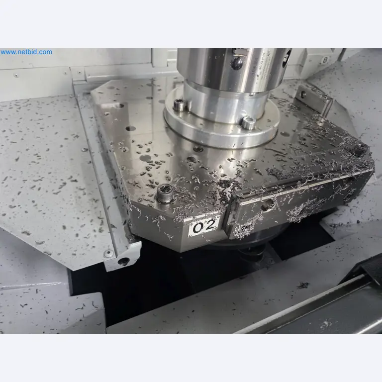 4osé obráběcí centrum na kov, CNC soustruhy, vybavení dílen, vozidla-44