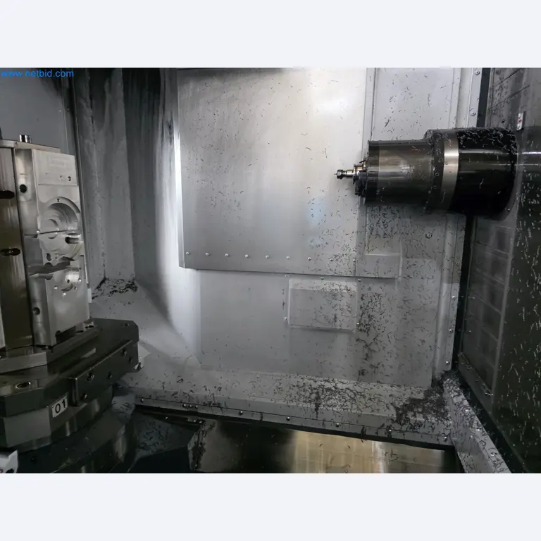 4osé obráběcí centrum na kov, CNC soustruhy, vybavení dílen, vozidla-48