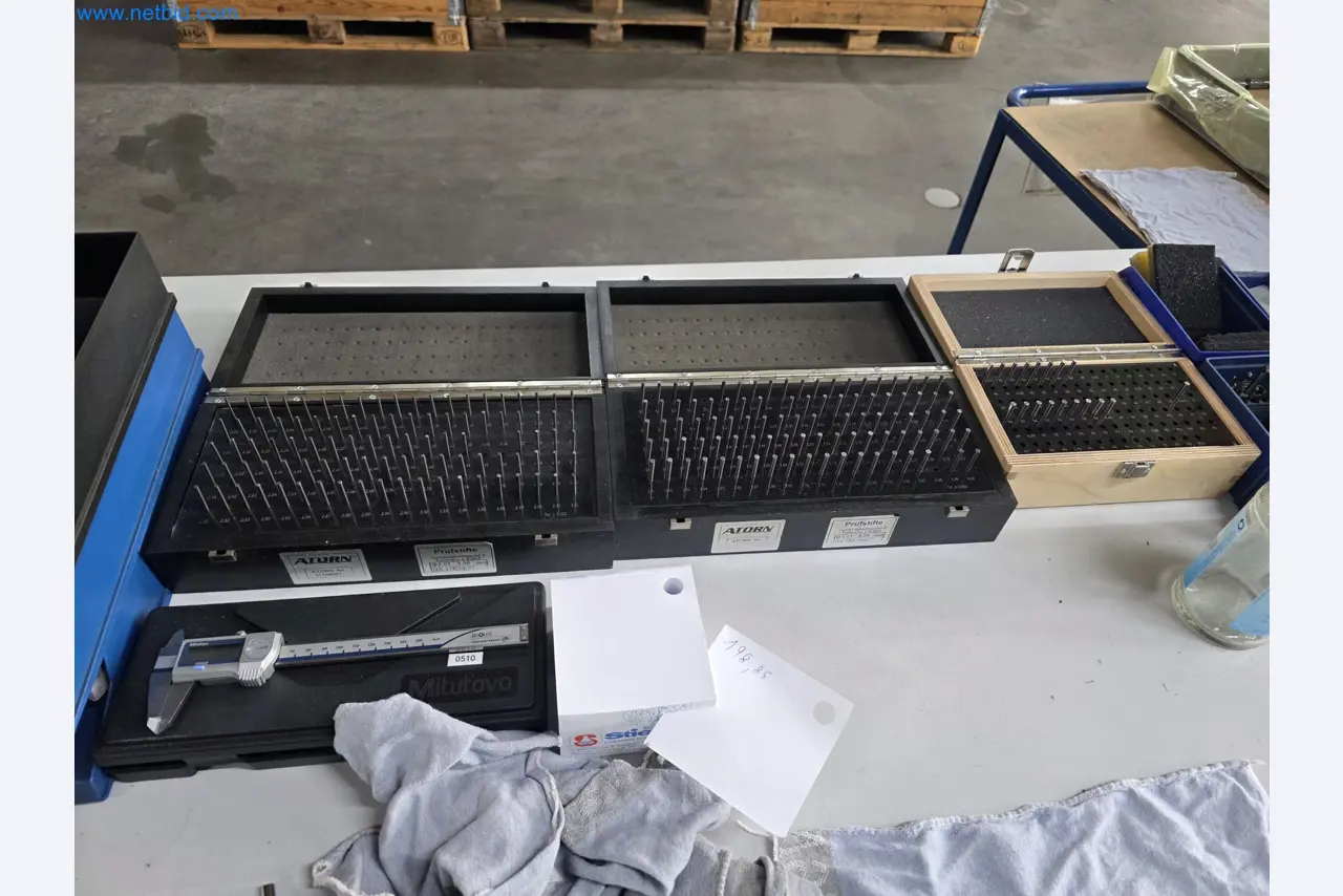 Centre d'usinage métallurgique à 4 axes, tours à commande numérique, équipement d'atelier, véhicules-1