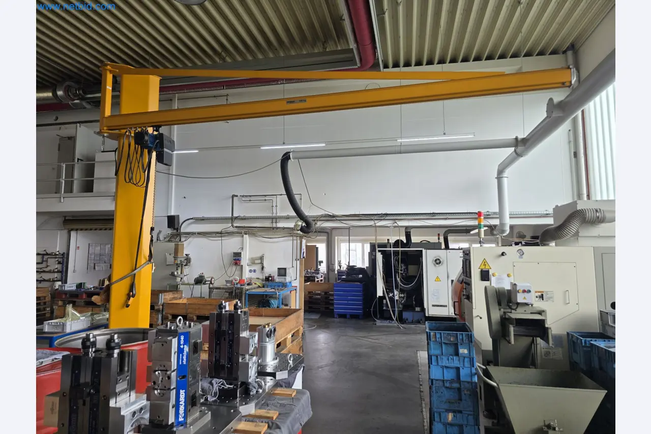 Centre d'usinage métallurgique à 4 axes, tours à commande numérique, équipement d'atelier, véhicules-1
