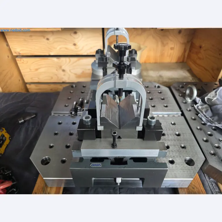 Centre d'usinage métallurgique à 4 axes, tours à commande numérique, équipement d'atelier, véhicules-2