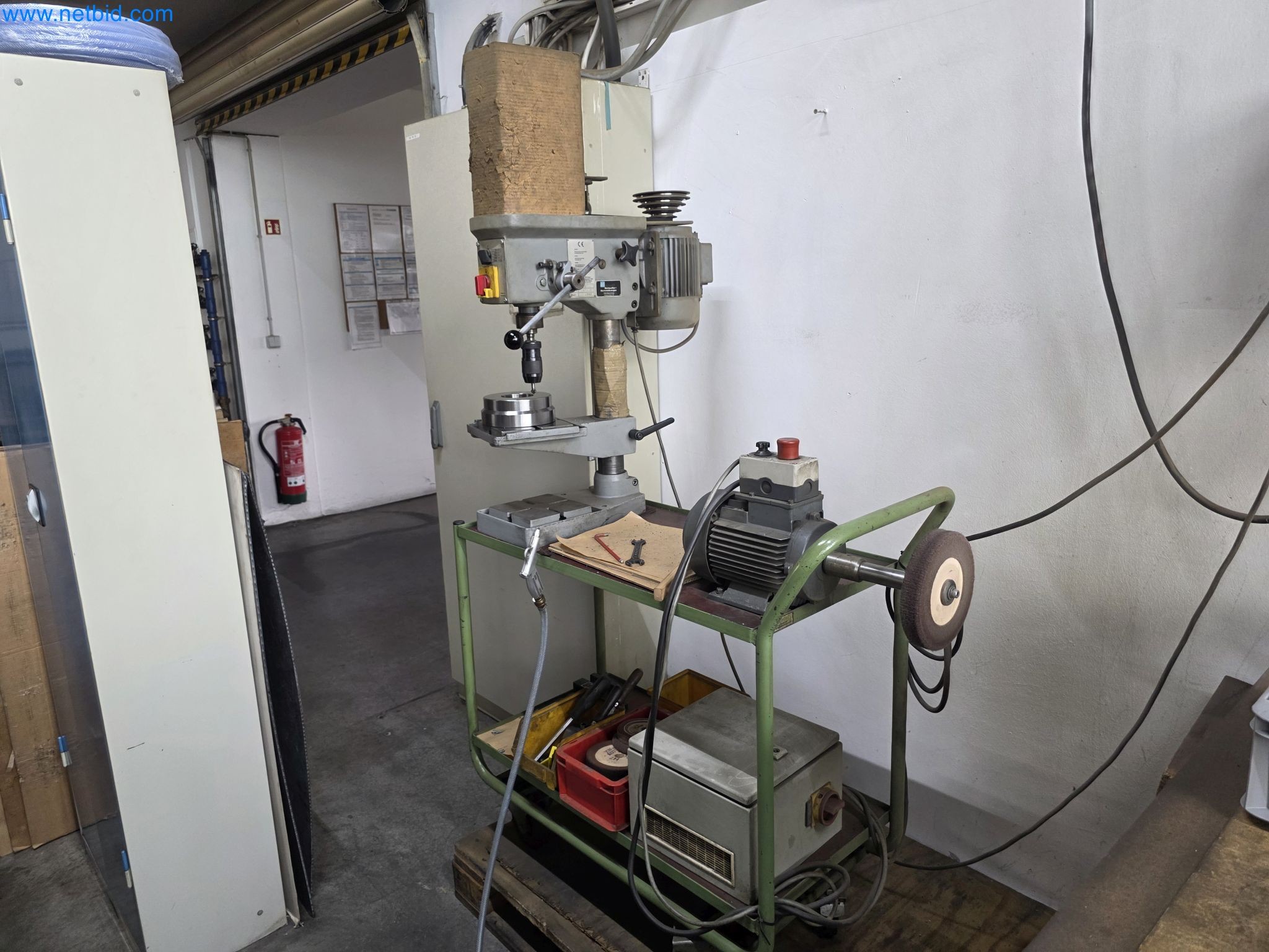 4osé obráběcí centrum na kov, CNC soustruhy, vybavení dílen, vozidla-2