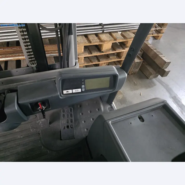 Centre d'usinage métallurgique à 4 axes, tours à commande numérique, équipement d'atelier, véhicules-4