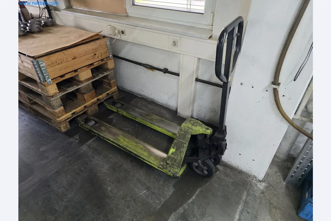 4osé obráběcí centrum na kov, CNC soustruhy, vybavení dílen, vozidla-1
