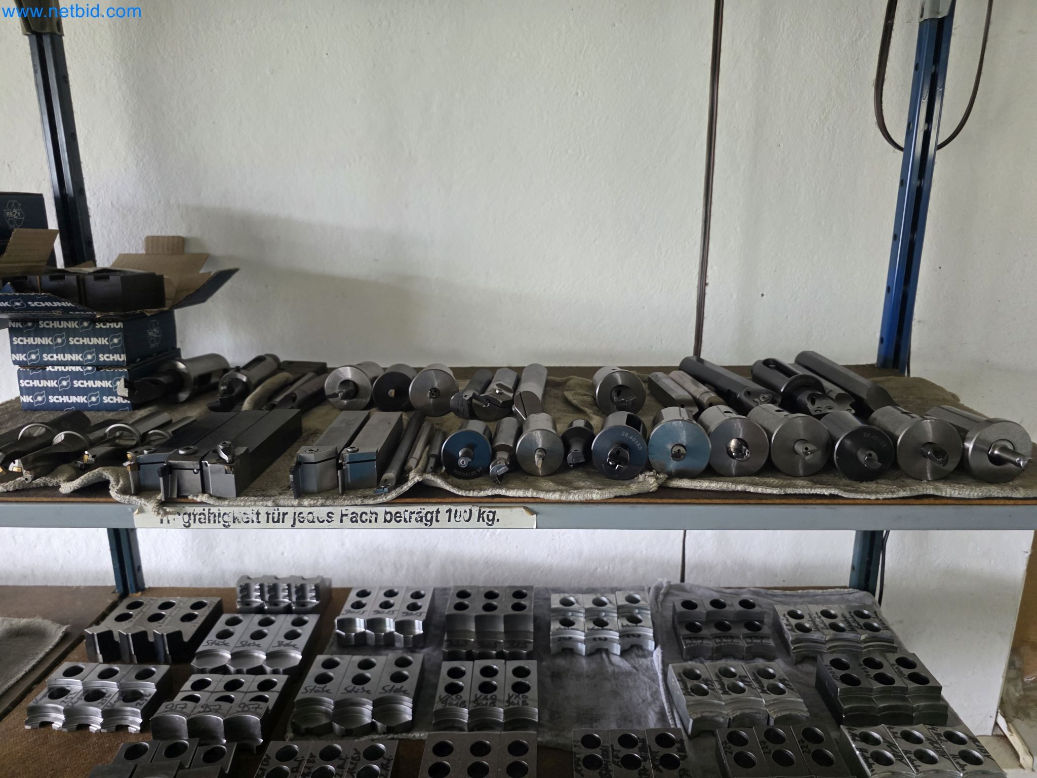 4osé obráběcí centrum na kov, CNC soustruhy, vybavení dílen, vozidla-1