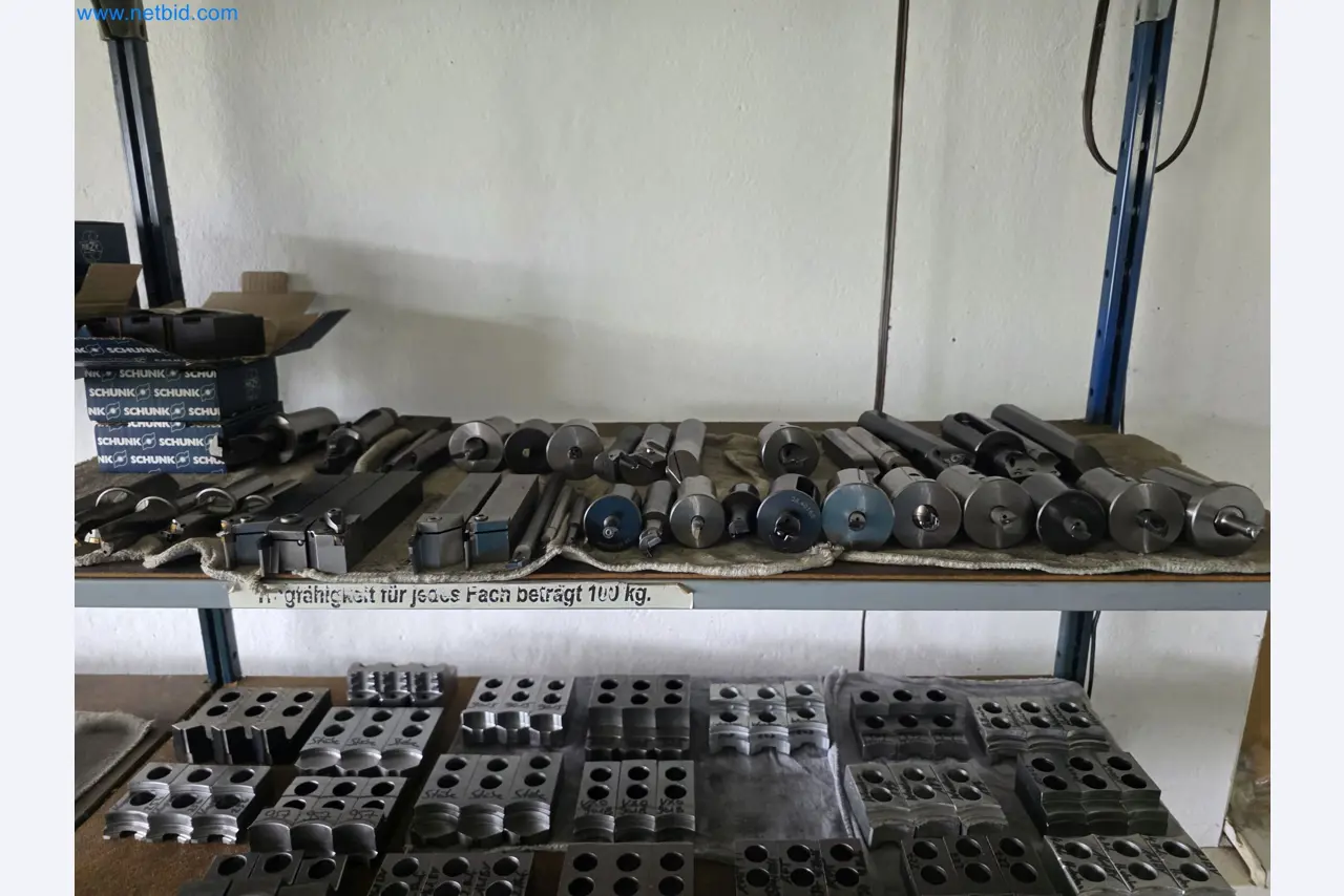 4osé obráběcí centrum na kov, CNC soustruhy, vybavení dílen, vozidla-1