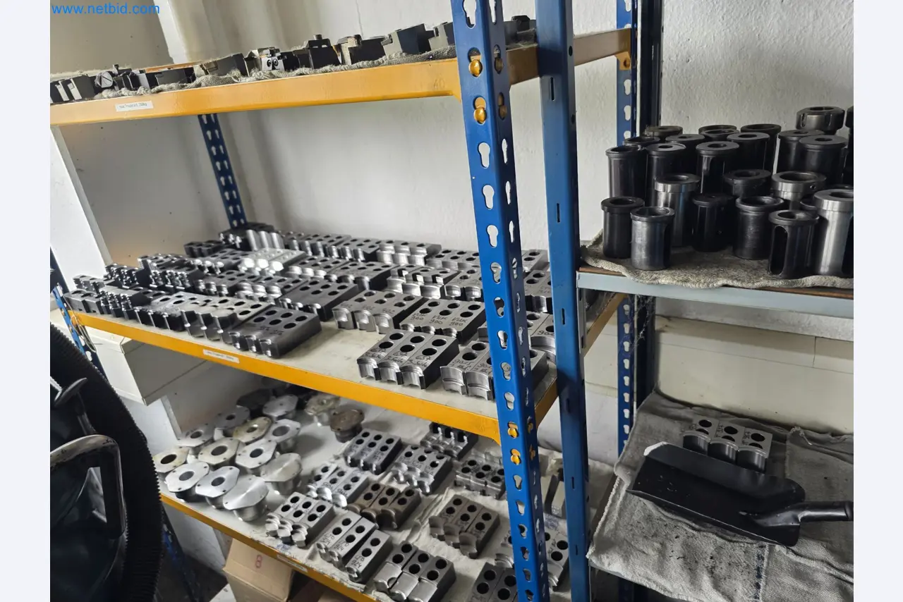 4osé obráběcí centrum na kov, CNC soustruhy, vybavení dílen, vozidla-3