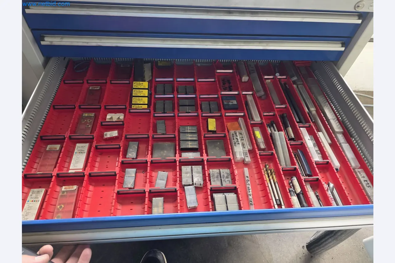Centre d'usinage métallurgique à 4 axes, tours à commande numérique, équipement d'atelier, véhicules-4