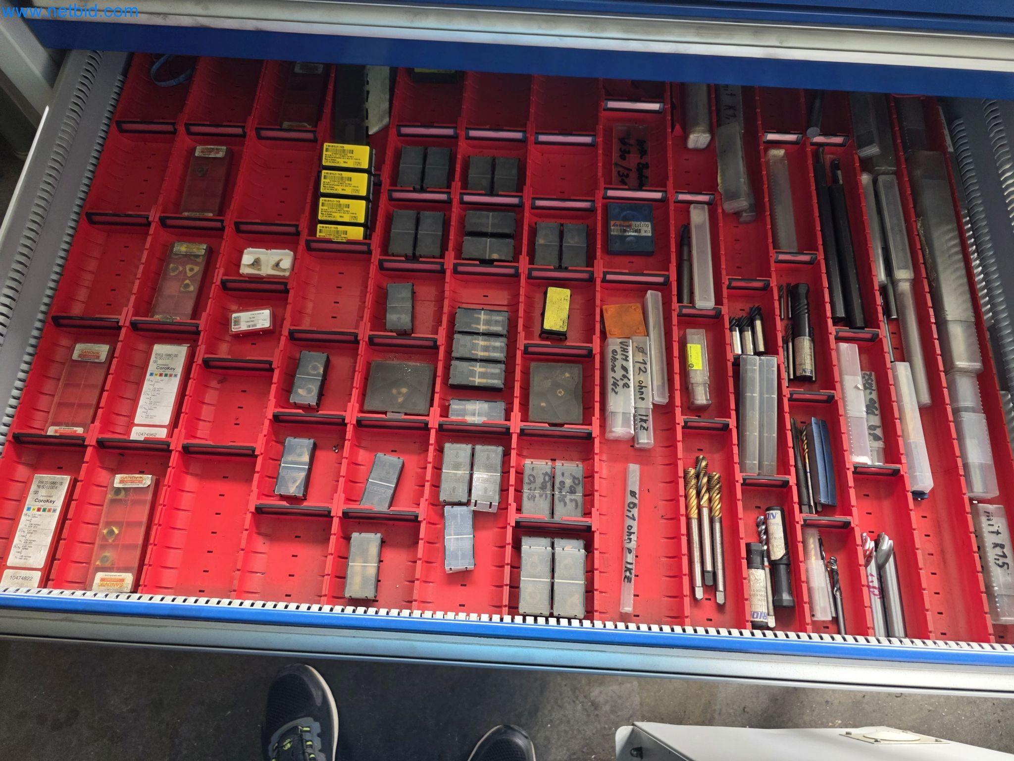 Centre d'usinage métallurgique à 4 axes, tours à commande numérique, équipement d'atelier, véhicules-5