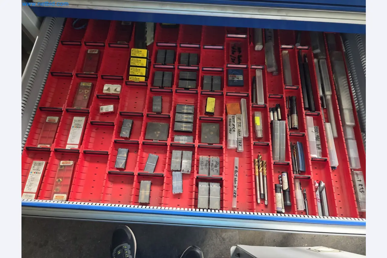 Centre d'usinage métallurgique à 4 axes, tours à commande numérique, équipement d'atelier, véhicules-5