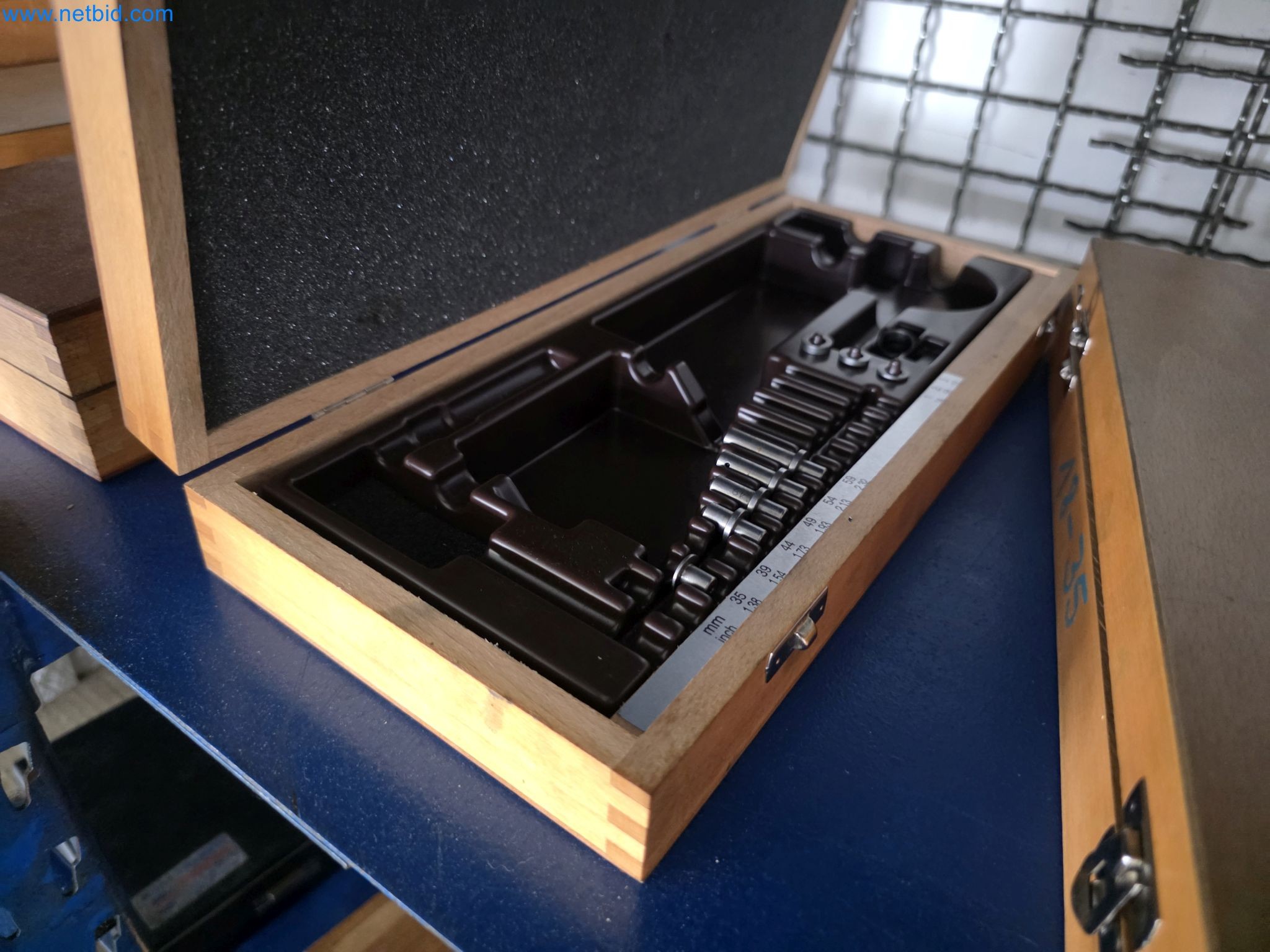 Centre d'usinage métallurgique à 4 axes, tours à commande numérique, équipement d'atelier, véhicules-6