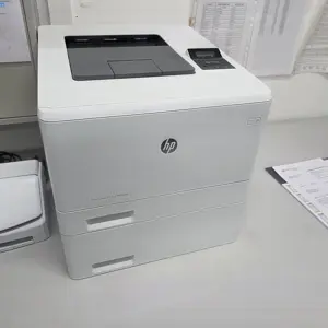 Barevná laserová tiskárna HP Color LaserJet Pro M452NW