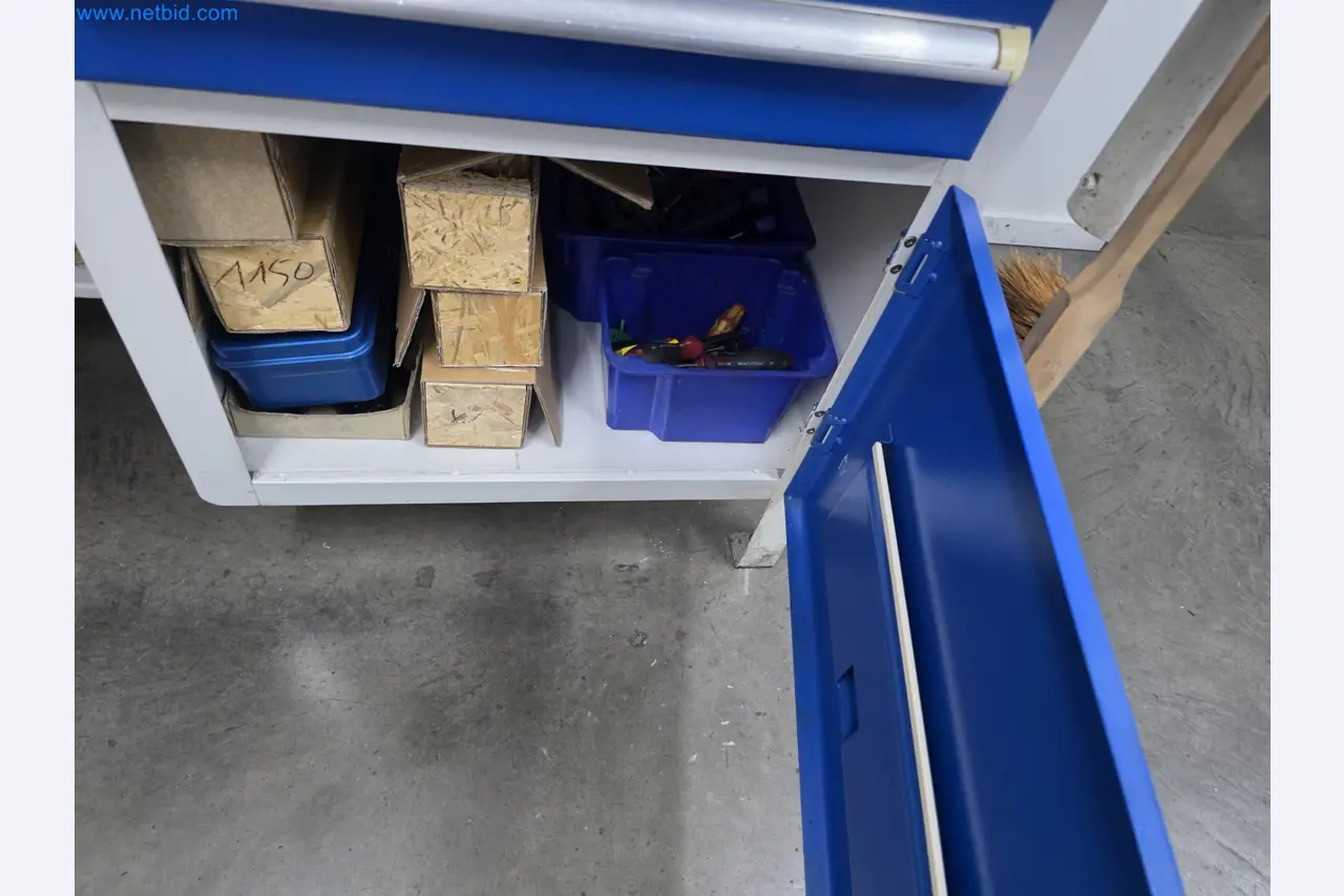 4osé obráběcí centrum na kov, CNC soustruhy, vybavení dílen, vozidla-5