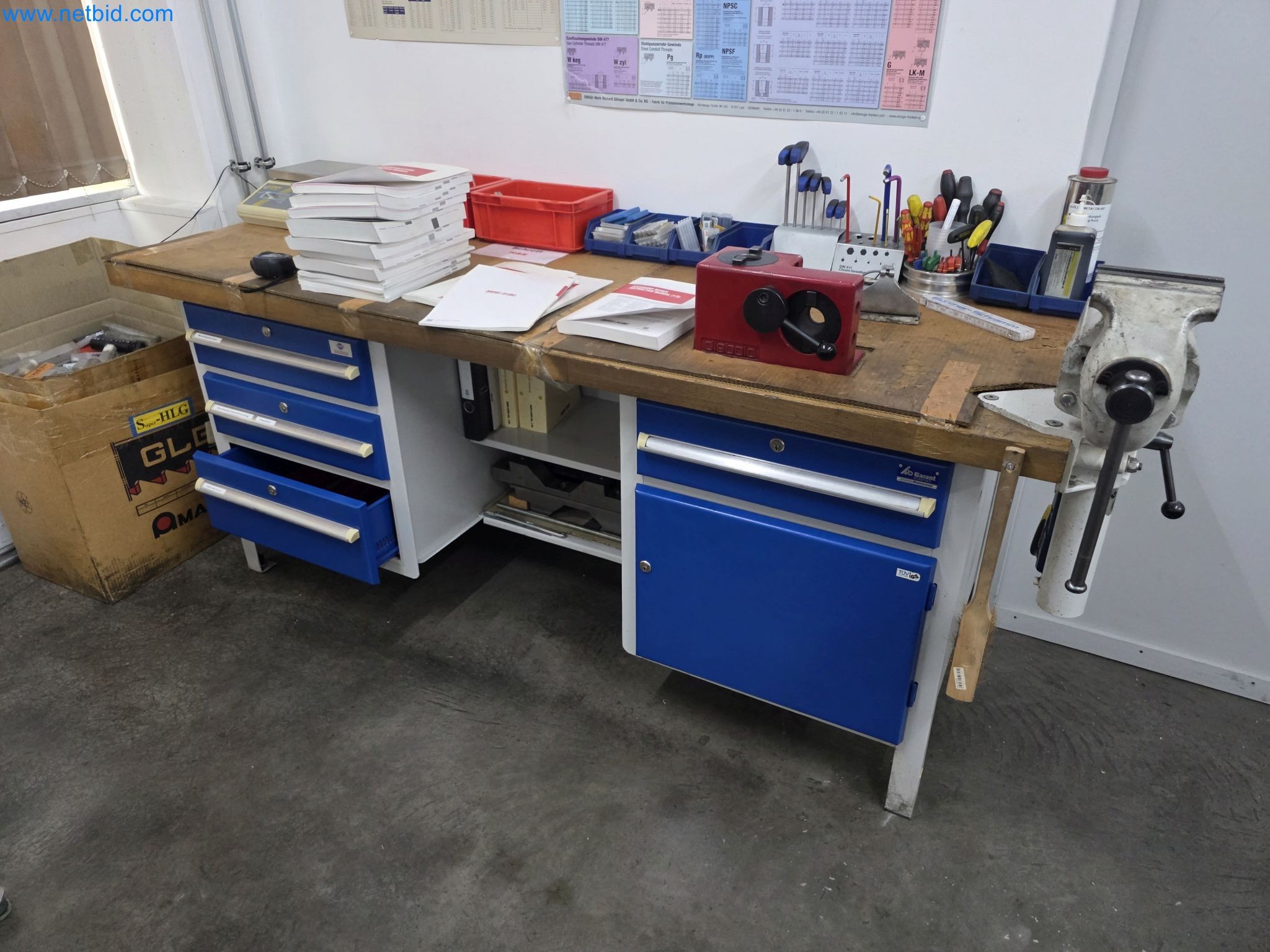 Centre d'usinage métallurgique à 4 axes, tours à commande numérique, équipement d'atelier, véhicules-6
